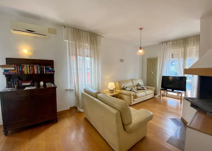 Terrazza Zaccagni Apartment *